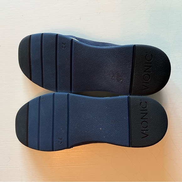 Vionic Cameo Slip On Walking Sneaker Women's 9 - Picture 5 of 9